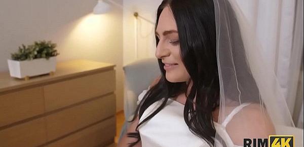  RIM4K. Nice cutie gives future husband special treatment in bed
